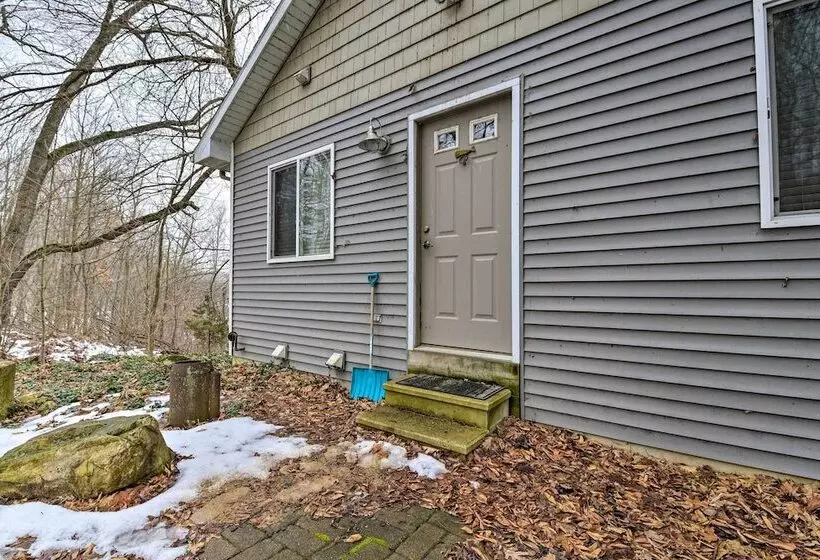 Lakeside Cottage Escape With Private Dock & Deck!