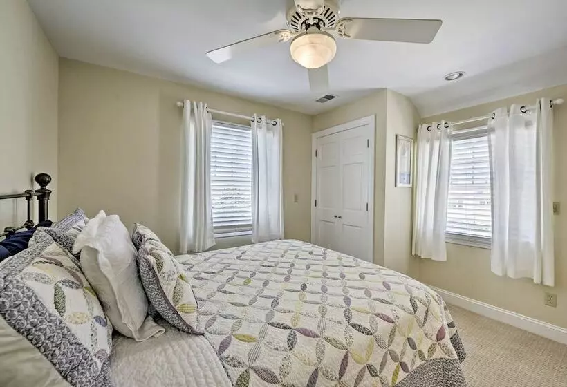 Lavallette House W/ Fenced Yard & Gas Grill!