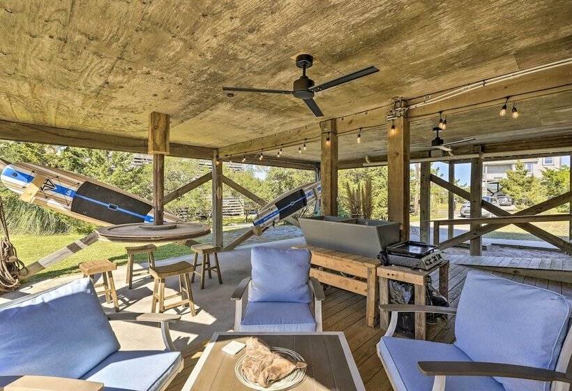 Lovely Avon Home: Walk To Bay & Boat Launch!