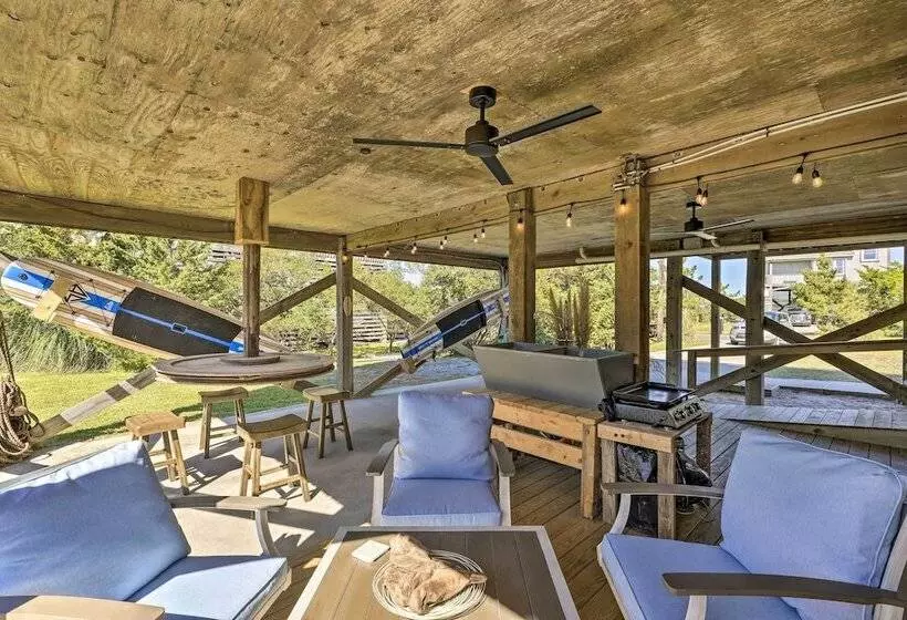 Lovely Avon Home: Walk To Bay & Boat Launch!