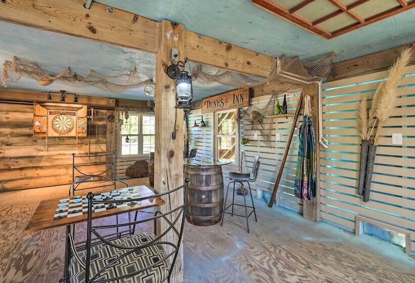 Lovely Avon Home: Walk To Bay & Boat Launch!