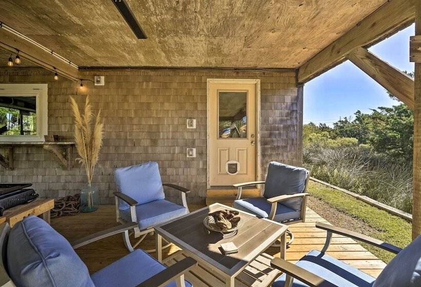 Lovely Avon Home: Walk To Bay & Boat Launch!