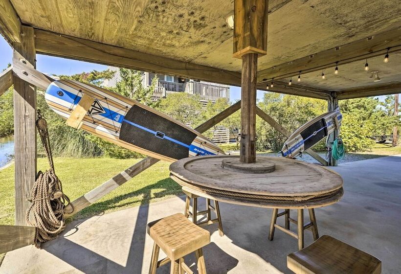 Lovely Avon Home: Walk To Bay & Boat Launch!