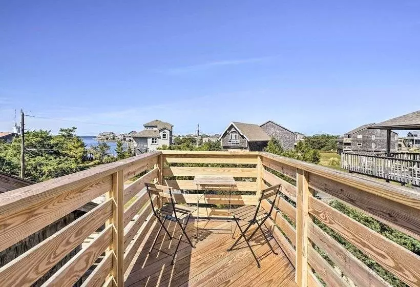 Lovely Avon Home: Walk To Bay & Boat Launch!