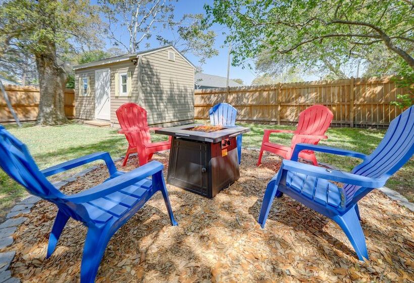 Lovely Morehead City Home W/ Fire Pit & Gas Grill