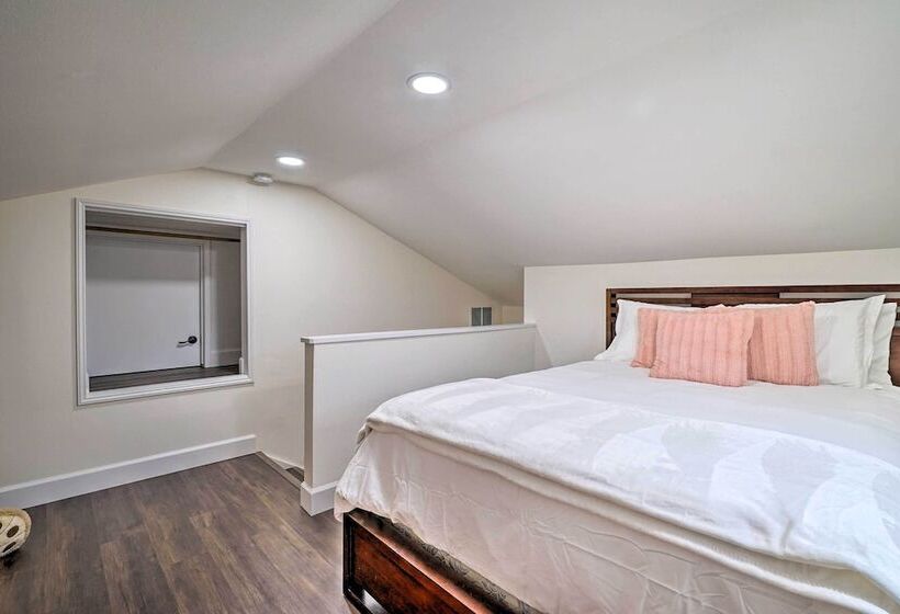 Lovely Redmond Home W/ Yard ~ 17 Mi To Seattle