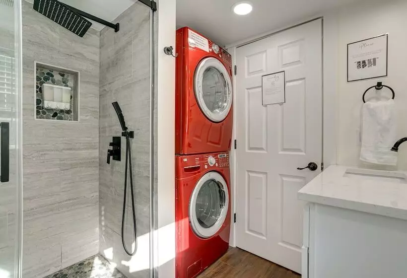 Lovely Redmond Home W/ Yard ~ 17 Mi To Seattle