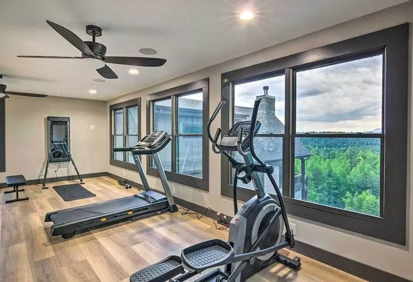 Luxe Retreat W/ Mtn View < 5 Mi To Lake James