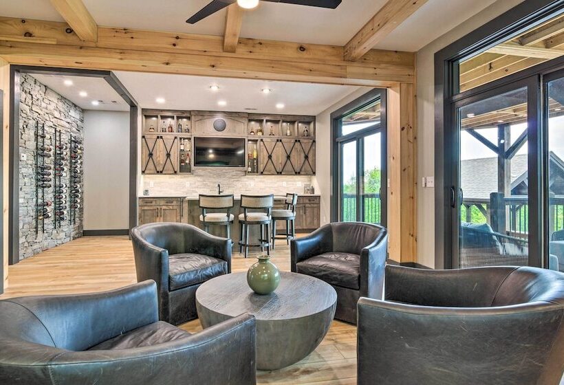 Luxe Retreat W/ Mtn View < 5 Mi To Lake James