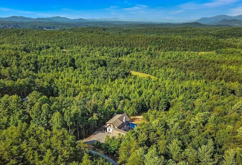 Luxe Retreat W/ Mtn View < 5 Mi To Lake James