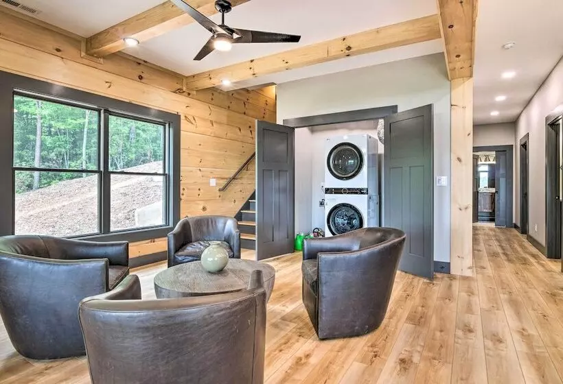 Luxe Retreat W/ Mtn View < 5 Mi To Lake James