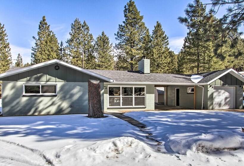 Modern Home W/ Wooded Views: 10 Mi Outside Helena!