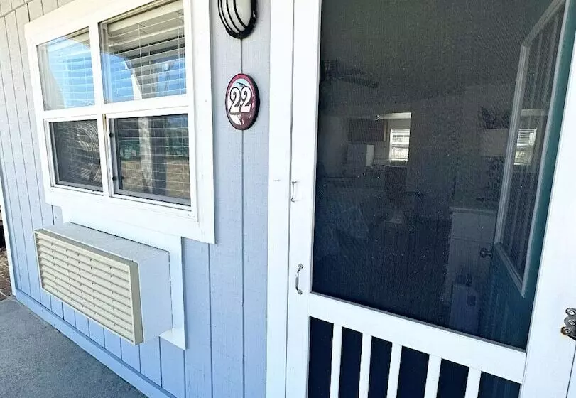 モーテル Sandspur Ocean Cottages