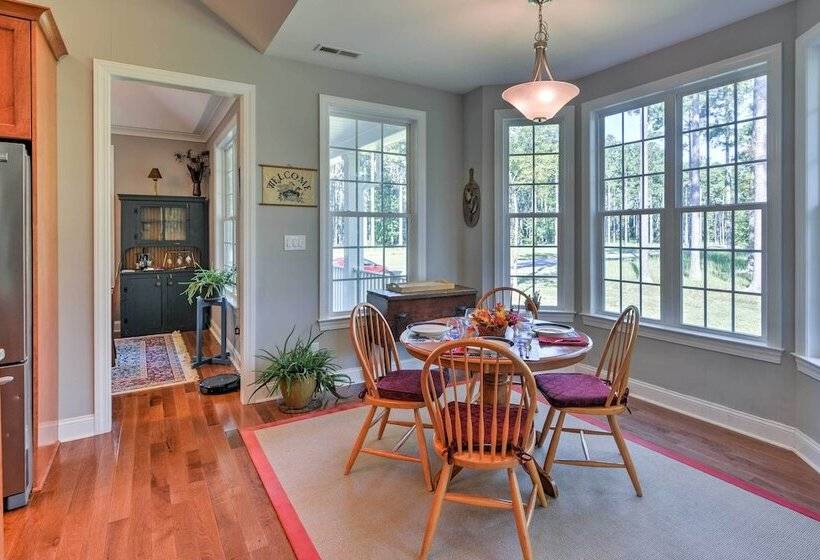 Oriental House On 1 Acre W/ Wraparound Porch!