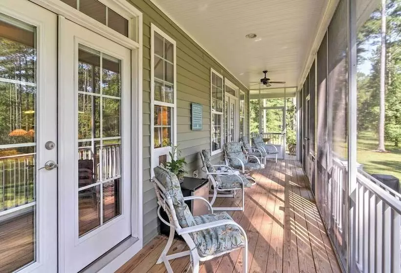 Oriental House On 1 Acre W/ Wraparound Porch!