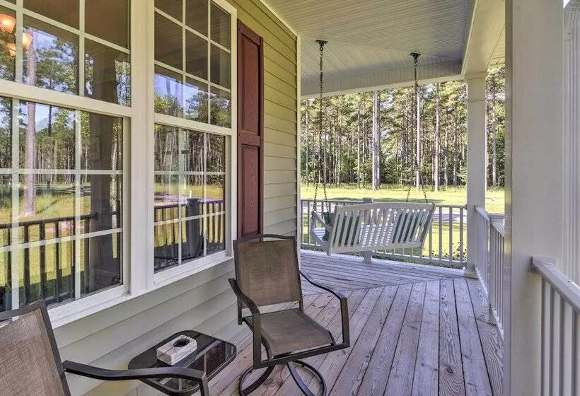 Oriental House On 1 Acre W/ Wraparound Porch!