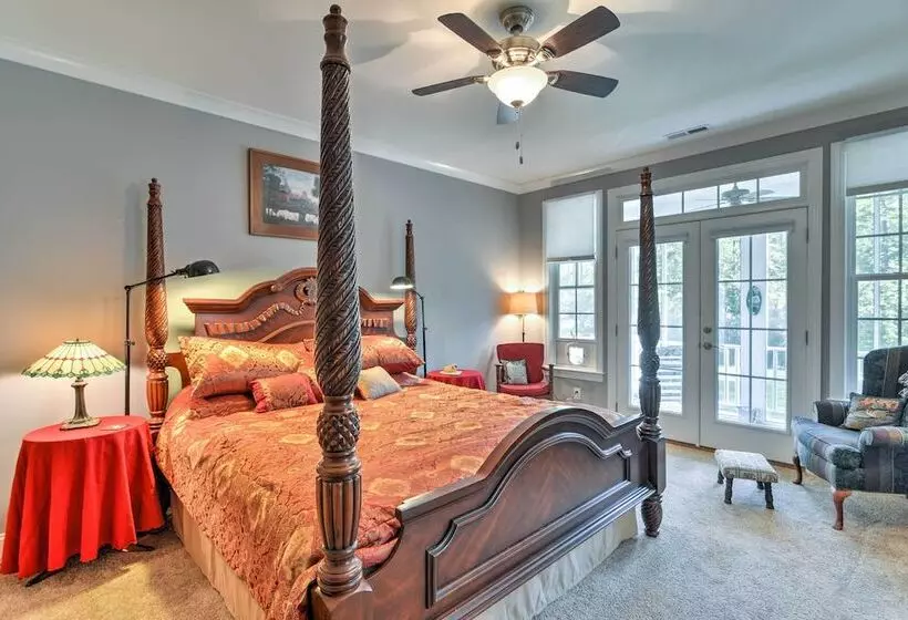 Oriental House On 1 Acre W/ Wraparound Porch!