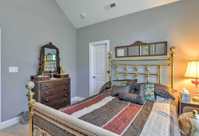 Oriental House On 1 Acre W/ Wraparound Porch!