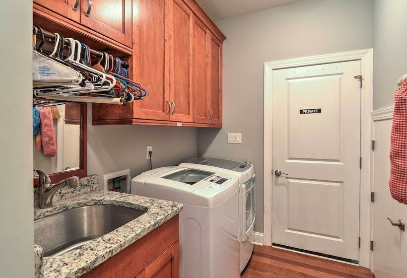 Oriental House On 1 Acre W/ Wraparound Porch!