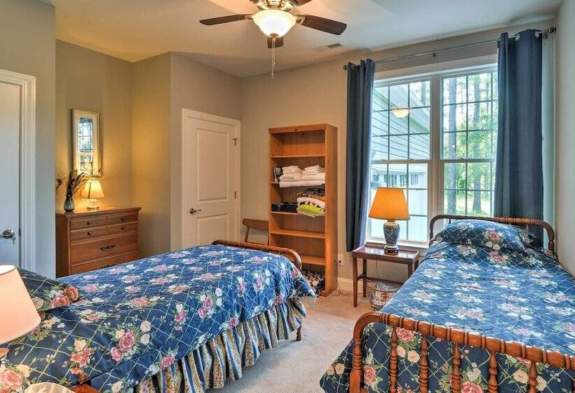 Oriental House On 1 Acre W/ Wraparound Porch!