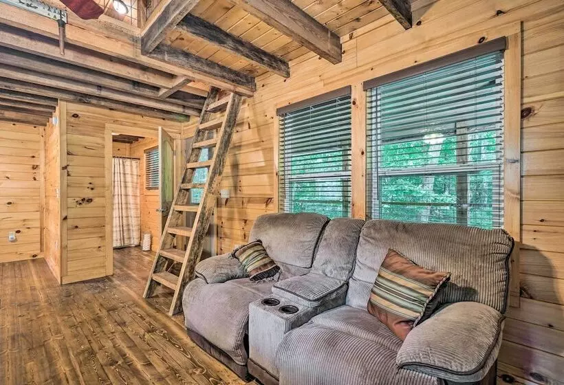 Peaceful Decatur Cabin W/ Grill & Fire Pit!