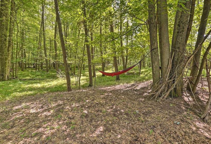 Pet Friendly Stanwood Sanctuary W/ Fire Pit!