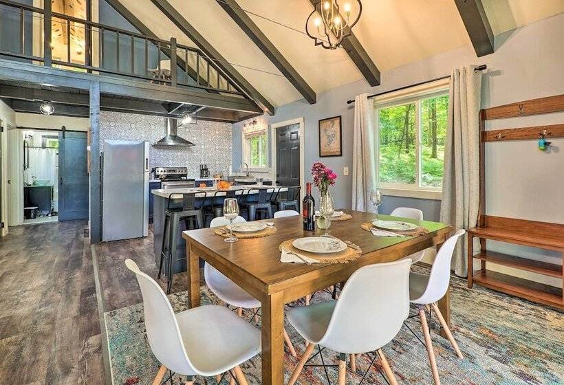 Pet Friendly Stanwood Sanctuary W/ Fire Pit!