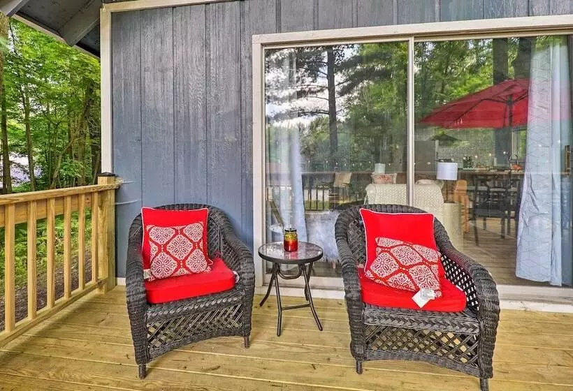 Pet Friendly Stanwood Sanctuary W/ Fire Pit!