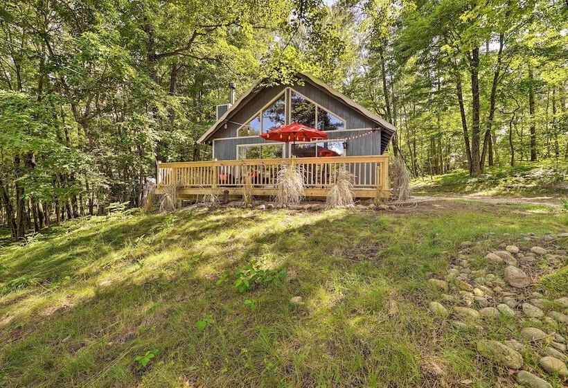 Pet Friendly Stanwood Sanctuary W/ Fire Pit!