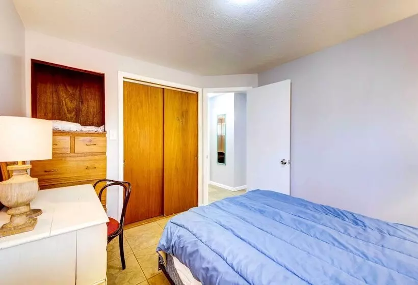 Pet Friendly Youngstown Cottage W/ Yard