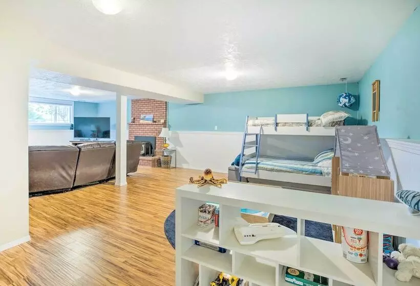 Rockaway Beach Vacation Rental: Walk To Ocean