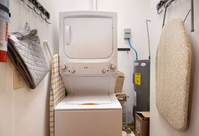 Private Smoky Mtn Log Home W/ 2 Decks + Hot Tub!