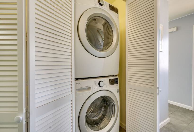 The 1818 Home W/ Porch & Grill   1 Mi To Beach!