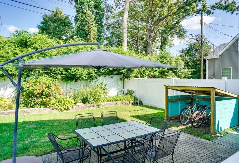 The 1818 Home W/ Porch & Grill   1 Mi To Beach!