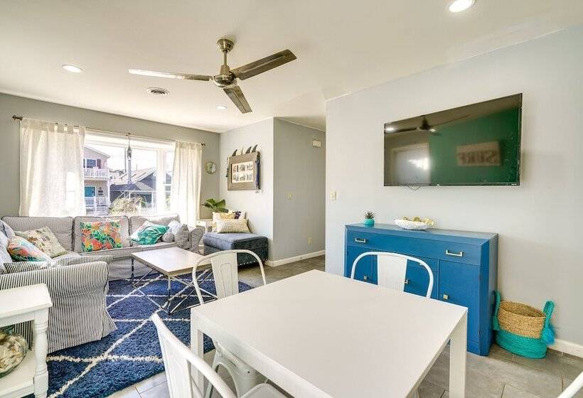 The 1818 Home W/ Porch & Grill   1 Mi To Beach!