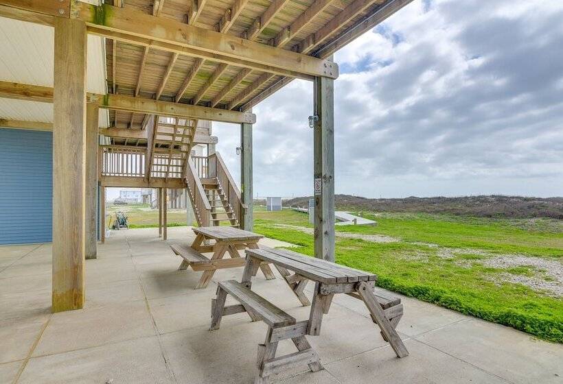 Boardwalk To Beach: Ocean View Surfside Home!
