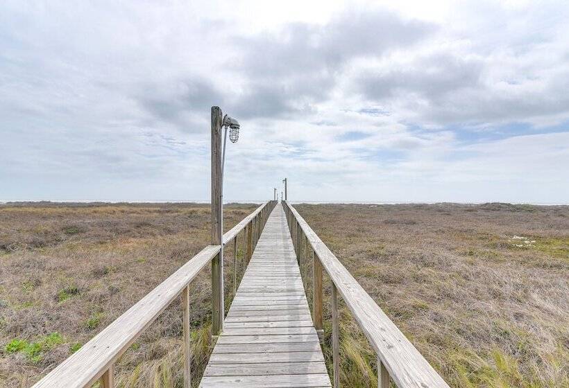 Boardwalk To Beach: Ocean View Surfside Home!