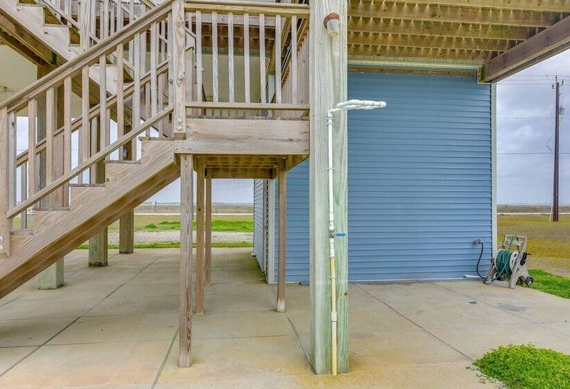 Boardwalk To Beach: Ocean View Surfside Home!