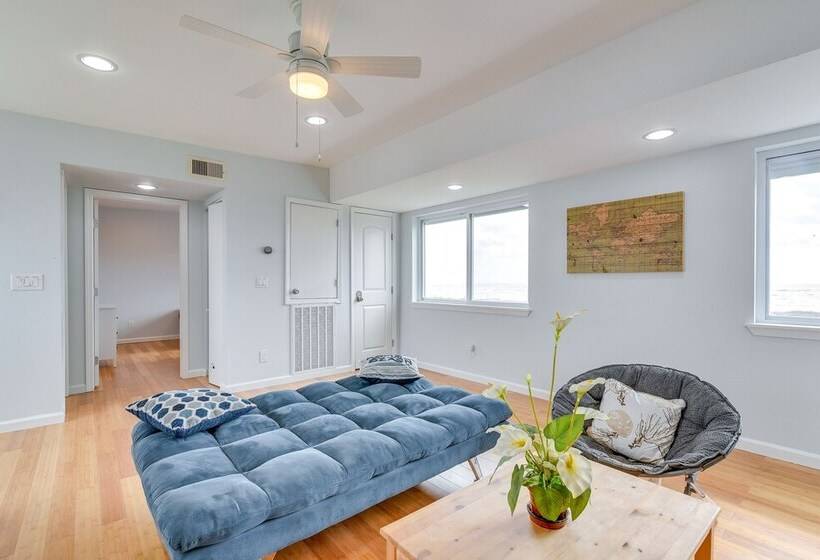 Boardwalk To Beach: Ocean View Surfside Home!