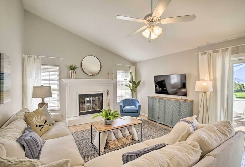 Waterfront Rancher Retreat Exotic Bird Haven