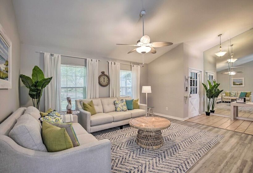 Waterfront Rancher Retreat Exotic Bird Haven