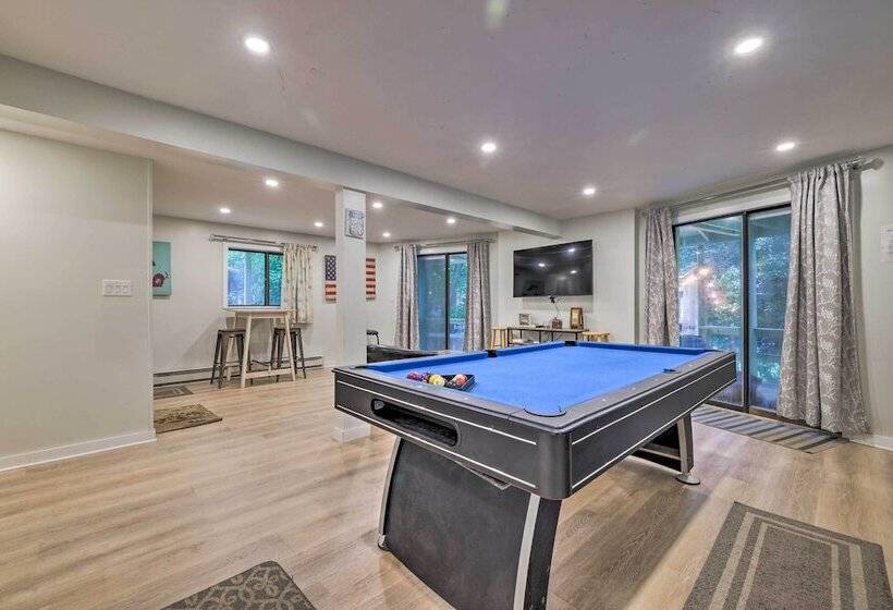 Tobyhanna Home: Private Deck, Hot Tub & Game Room!
