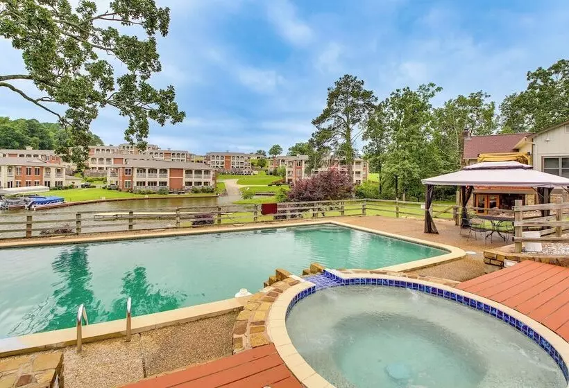 Amenity Packed Hot Springs Lakehouse W/ Pool!