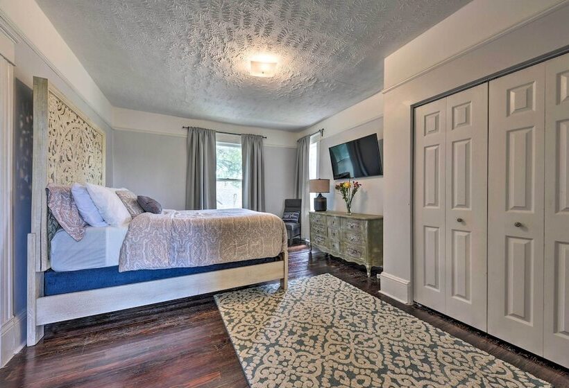 Beautiful Jacksonville Home < 2 Mi To Downtown!