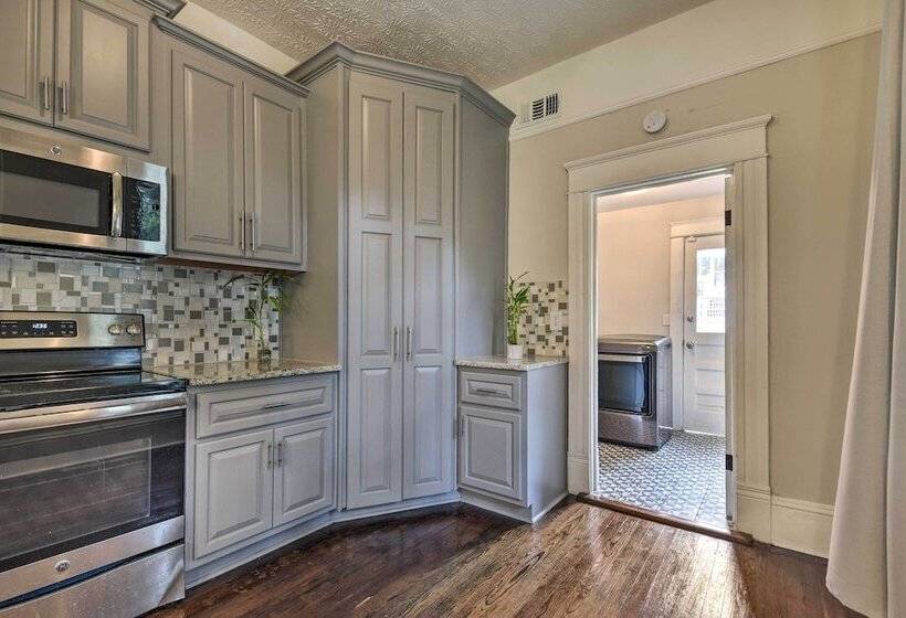 Beautiful Jacksonville Home < 2 Mi To Downtown!