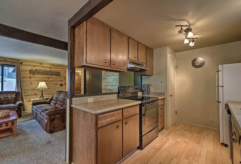 Cabin W/ Bbq Deck, Near Big Trees State Park!