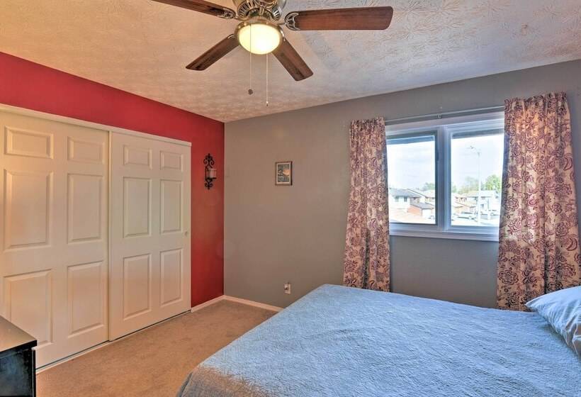 Charming Anchorage Home W/ Grill + Deck!