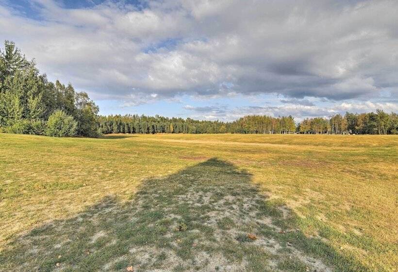 Charming Anchorage Home W/ Grill + Deck!