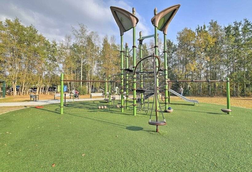 Charming Anchorage Home W/ Grill + Deck!