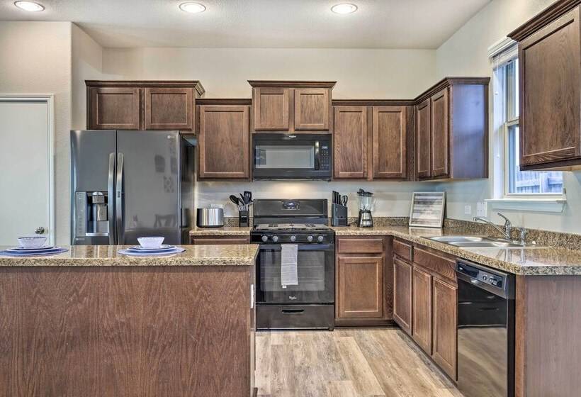 Buda Home W/ Smart Tv ~ 19 Mi To Downtown Austin
